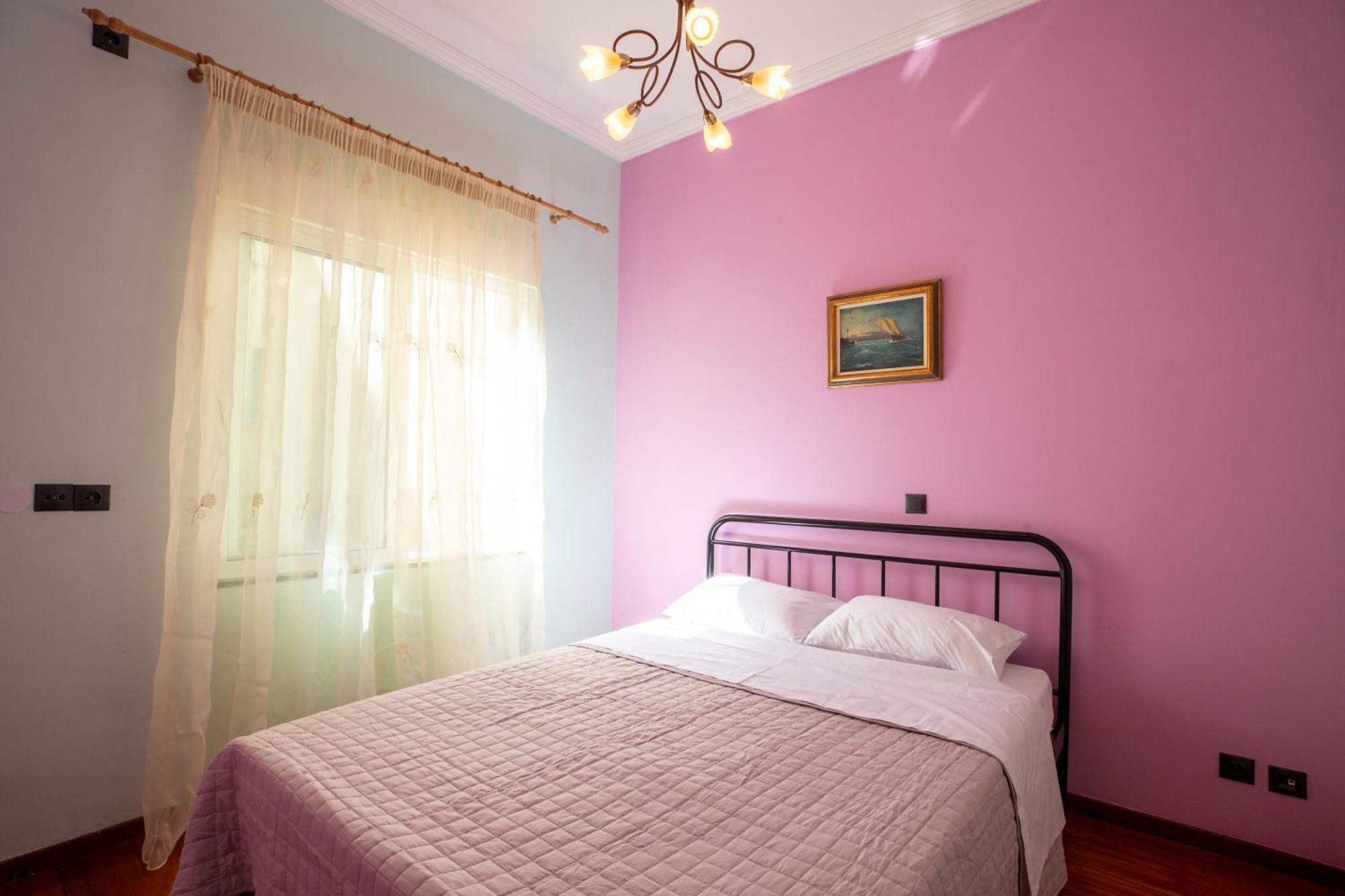 Aesthisis-downtown Two Bedroom Daire
